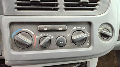 01-03 Toyota Sienna Temperature Control Module In Dash Heater Ac Head Unit Oem