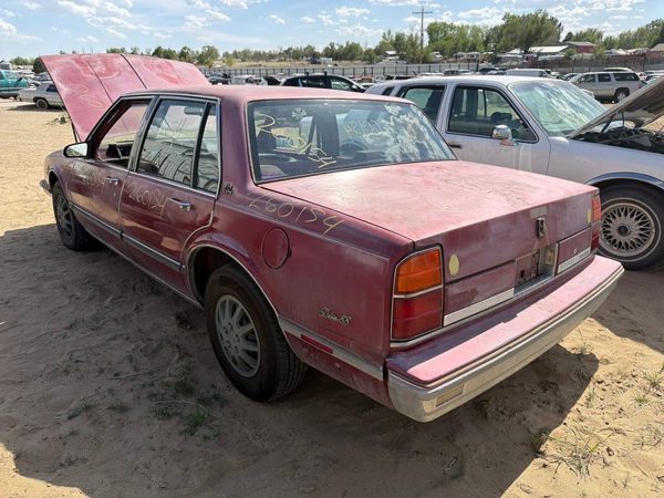 1988 Olds Eighty-eight 88 — vehicle photo 1