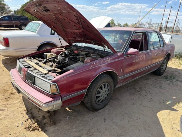 1988 Olds Eighty-eight 88 — vehicle photo 3