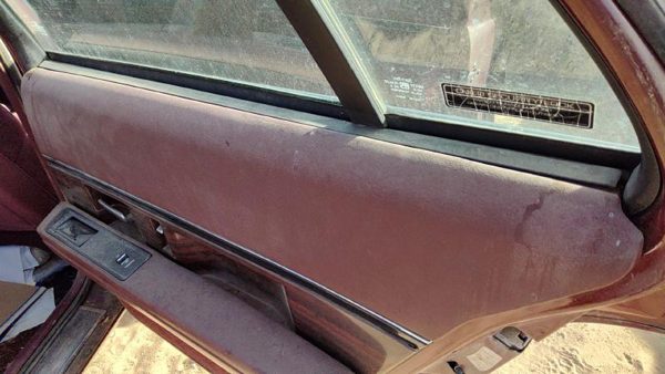 97-99 Buick Lesabre Passenger Right Rear Door Trim Panel With Switches Back Red — photo 4