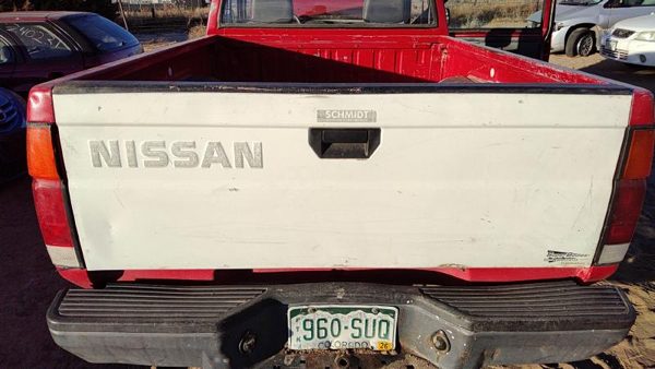 1986-1997 Nissan Hardbody Tailgate Oem 9340092G30 — photo 1