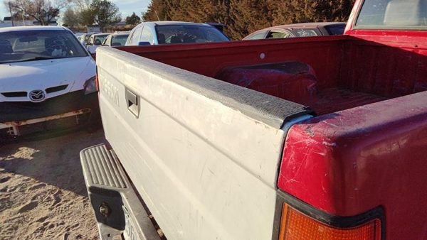 1986-1997 Nissan Hardbody Tailgate Oem 9340092G30 — photo 7