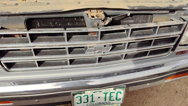 1982-1990 Chevy S10 Pickup Front Grille Assembly Oem 14067219 — photo 4