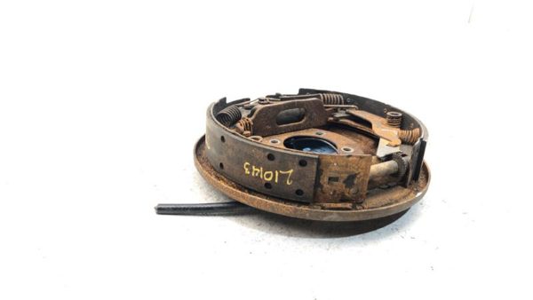 1985-1993 Cadillac Fleetwood Driver Left Rear Brake Backing Plate Assembly Oem — photo 2