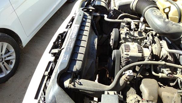 2005 Jeep Liberty Electric Cooling Motor 3.7L — photo 1