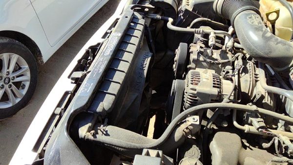 2005 Jeep Liberty Electric Cooling Motor 3.7L — photo 3
