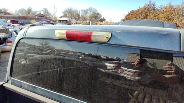 2004-2012 Gmc Canyon Third Brake Light Middle Lamp Oem — photo 3
