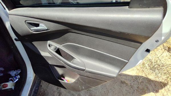 13-18 Focus Ford Focus Passenger Right Rear Door Trim Panel With Switches Back B — photo 3