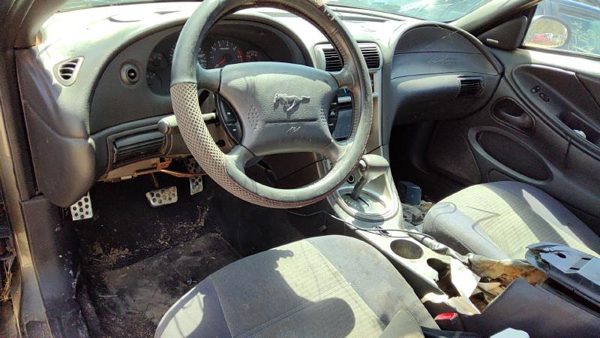 2003 Ford Mustang — vehicle photo 3