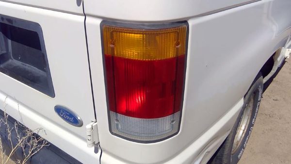 1992-2004 Ford Van E150 Passenger Right Tail Light Oem Brake Lamp Rear — photo 6