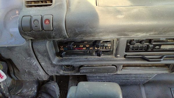 1992-1998 Isuzu Npr Center Dash Heater Vent Assembly Oem Ac Gray — photo 3