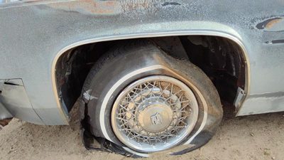 1980-1984 Deville Sedan Lh Driver Left Front Wheel Chrome Moulding Oem Fender