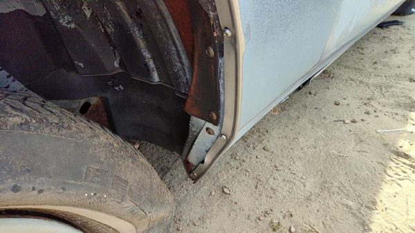 1980-1984 Deville Sedan Lh Driver Left Front Wheel Chrome Moulding Oem Fender — photo 6