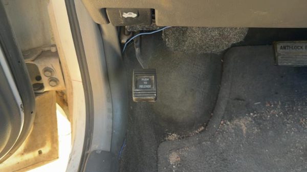 2002 Buick Century Parking Brake Pedal Assembly Oem Complete Emergency Unit — photo 2