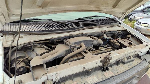 1996 Ford Van — vehicle photo 8