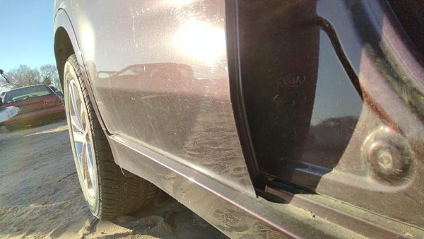 2014 Kia Sorento Rear Door RH Ir Dark Cherry 770041U500 — photo 7