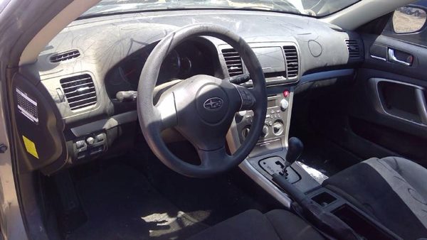 2009 Subaru Legacy — vehicle photo 4