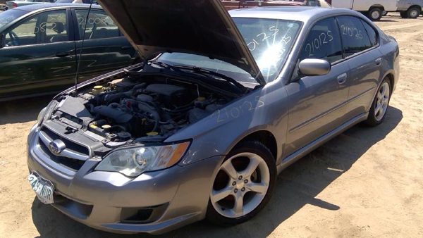 2009 Subaru Legacy — vehicle photo 3