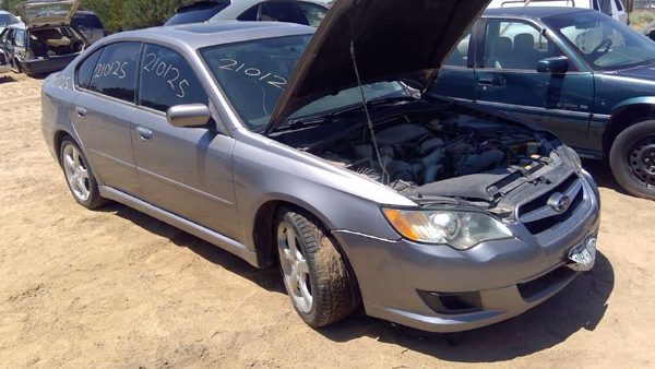 2009 Subaru Legacy — vehicle photo 1