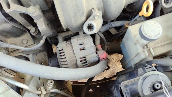 2010-2012 Nissan Versa Alternator 1.8L 23100Zw40B — photo 2