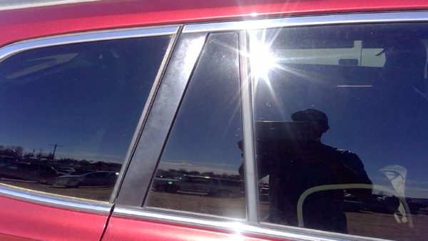 10-14 Outback Passenger Right Rear Vent Window Small Back Door Glass With Frame — photo 3