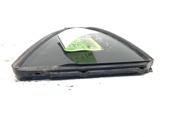 10-14 Outback Passenger Right Rear Vent Window Small Back Door Glass With Frame — photo 11