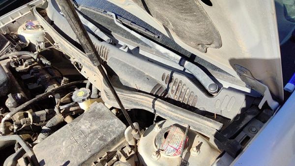 2005-2010 Chevy Cobalt Windshield Wiper Cowl Vent Trim Panel Oem Cover — photo 5