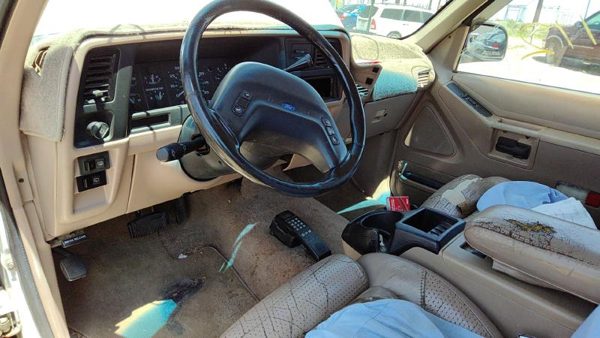 1993 Ford Explorer — vehicle photo 3