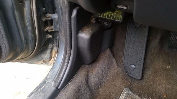 89-92 Mitsubishi Galant Vr-4 Driver Left Lower Kick Trim Panel Oem Black — photo 4