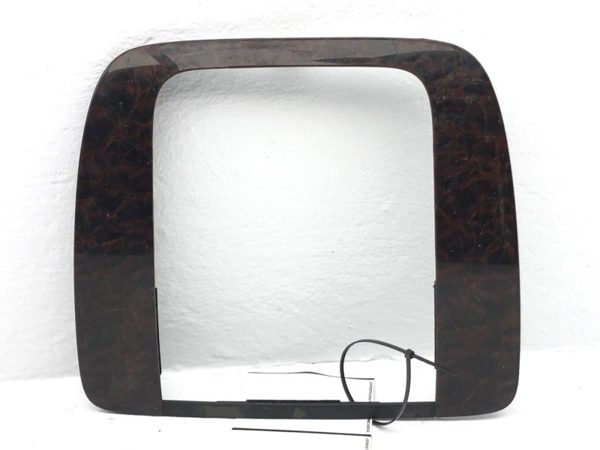 2007-2008 Yukon Xl Denali Trim Bezel Around Radio Surround Dash Panel Oem — photo 1