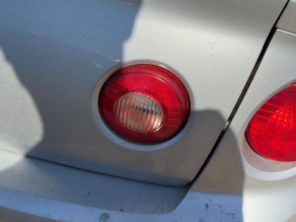 2005-2010 Chevy Cobalt Passenger Right Inner Tail Light Brake Lamp Oem Rear — photo 2