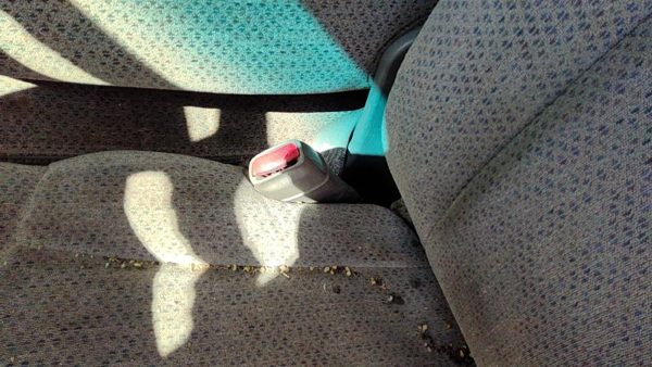 99 Chevy Silverado 1500 Driver Left Front Seat Belt Buckle Receiver Oem Gray 92D — photo 1