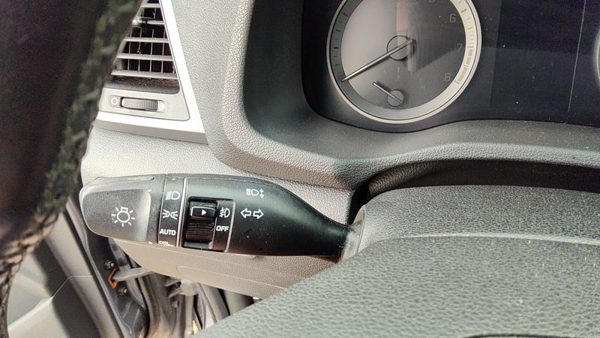 16-18 Tucson Turn Signal Switch Windshield Wiper Column Control Lever Assembly — photo 4