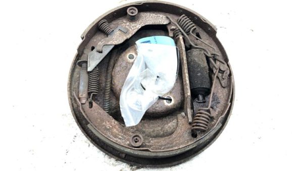 1991-1996 Chevy Caprice Passenger Right Rear Brake Backing Plate Assembly Oem — photo 18