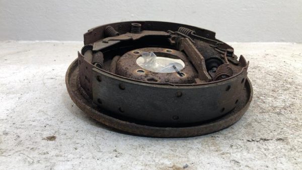 1991-1996 Chevy Caprice Passenger Right Rear Brake Backing Plate Assembly Oem — photo 11