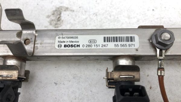 2011-2016 Chevy Cruze Complete Fuel Rail With Injectors Set Loaded Oem 1.4L — photo 4