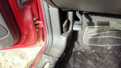 06-11 Buick Lucerne Driver Left Lower Kick Trim Panel Oem Ebony 193