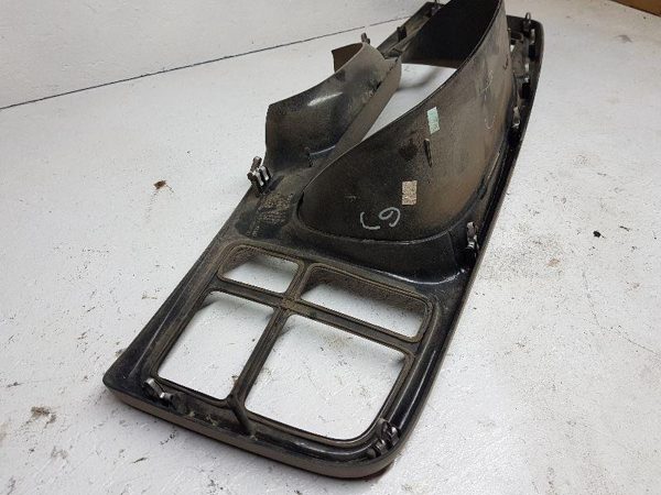 2000 Gmc Yukon Dash Bezel Speedometer Trim Surround Panel Oak 67I Trim Code — photo 8