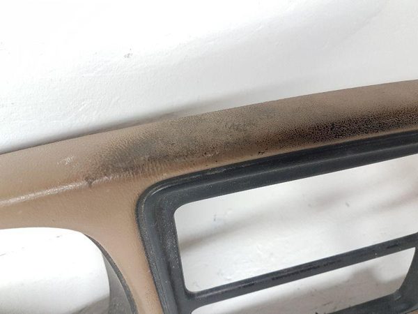 2000 Gmc Yukon Dash Bezel Speedometer Trim Surround Panel Oak 67I Trim Code — photo 4
