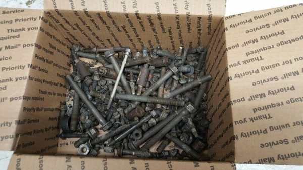 2005 Dpu25 Misc. Engine Part OEM 04 Dodge Ram 2500 5.9L Bolts Set Miscellaneous — photo 1