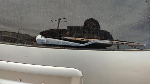 96-00 Town & Country Back Glass Wiper Arm Rear Window Blade Liftgate Hatch — photo 2