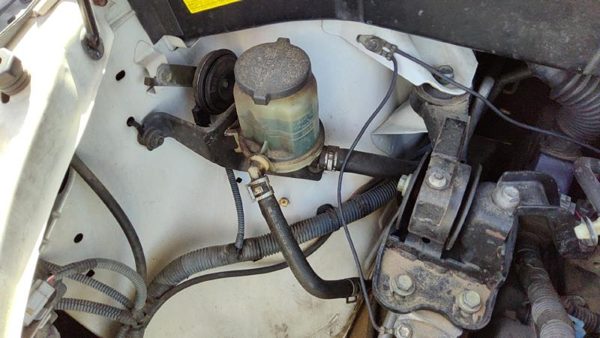 2004-2006 Toyota Sienna Power Steering Fluid Remote Reservoir Tank Oem 3.3L — photo 2