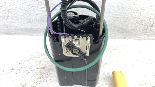 2006-2008 Buick Lucerne Complete Fuel Pump With Sending Unit Gas Level Oem 4.6L — photo 4