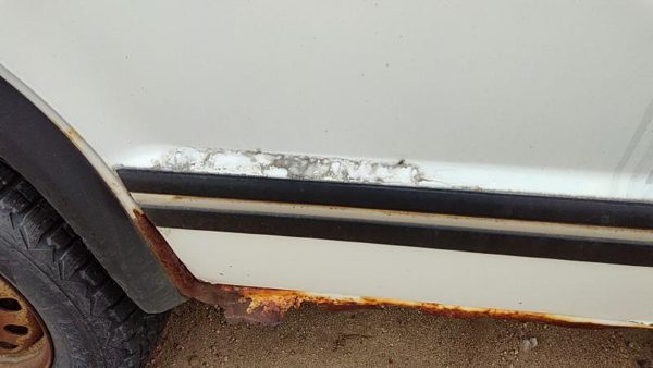 91-94 Chevy S10 Blazer Passenger Right Rear Moulding From Door Back Trim Strip — photo 3
