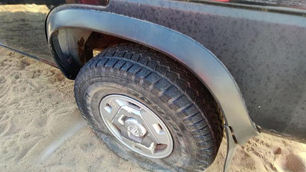 93-95 Nissan Pathfinder Driver Left Rear Wheel Flare Oem Quarter Moulding Black — photo 3