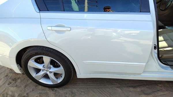 2007 Nissan Altima Rear Door RH White QX3 — photo 1