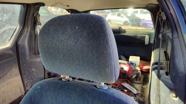 2001-2003 Dodge Caravan Pair Of Front Headrests Oem Left Right Set Seat — photo 1