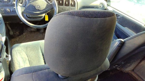 2001-2003 Dodge Caravan Pair Of Front Headrests Oem Left Right Set Seat — photo 3
