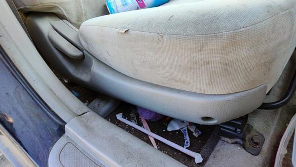 2004-2006 Kia Spectra Passenger Right Side Seat Trim Panel Oem Gw Gray 4 Door — photo 2