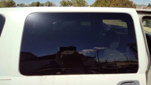 2005-2009 Chevy Uplander Passenger Right Rear Side Window Door Glass Oem Back — photo 3